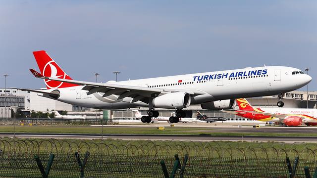 TC-LOB:Airbus A330-300:Turkish Airlines